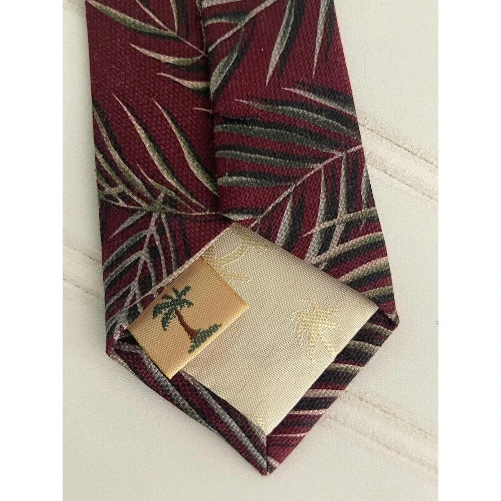 TOMMY BAHAMA MENS TROPICAL NECK TIE FLORAL 100% SILK PALM BURGUNDY